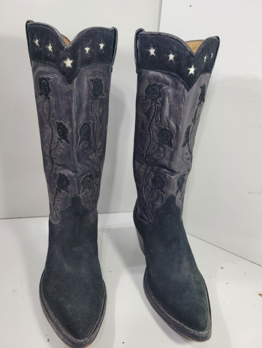 Attitude Boots El Paso Texas Black Suede Rose Star Embroidered Western Boots 8.5